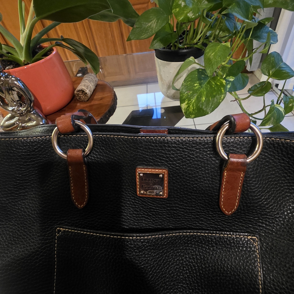 Dooney & Bourke Tammy Black Pebbled Leather Tote with Brown Trim. - Picture 4 of 8